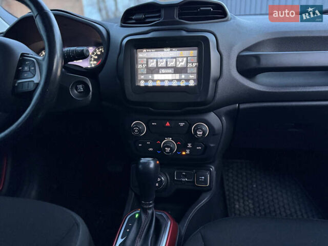 Помаранчевий Джип Ренегат, об'ємом двигуна 2.36 л та пробігом 149 тис. км за 15999 $, фото 18 на Automoto.ua