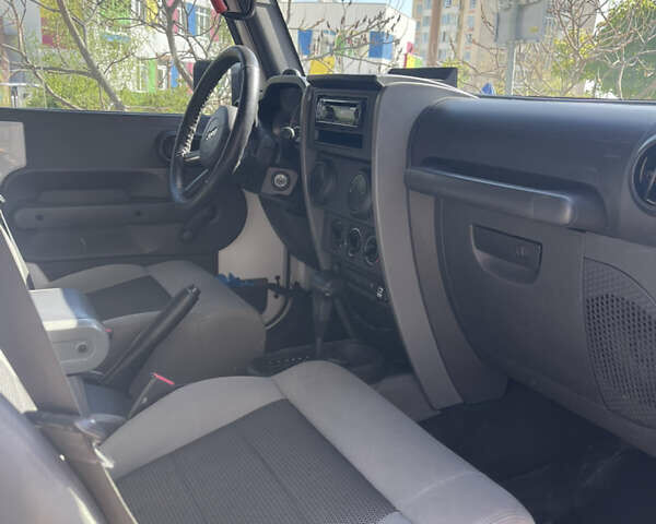 Белый Джип Вранглер, объемом двигателя 3.6 л и пробегом 132 тыс. км за 26500 $, фото 56 на Automoto.ua