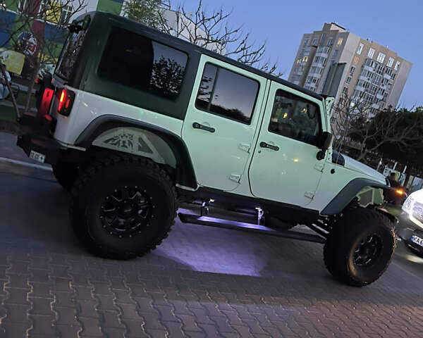 Белый Джип Вранглер, объемом двигателя 3.6 л и пробегом 132 тыс. км за 26500 $, фото 24 на Automoto.ua