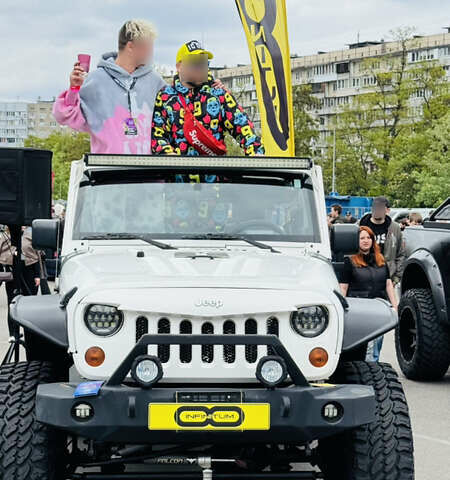 Белый Джип Вранглер, объемом двигателя 3.6 л и пробегом 132 тыс. км за 26500 $, фото 73 на Automoto.ua