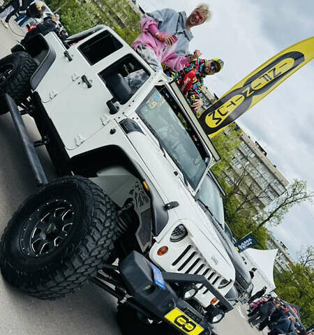 Белый Джип Вранглер, объемом двигателя 3.6 л и пробегом 132 тыс. км за 26500 $, фото 77 на Automoto.ua