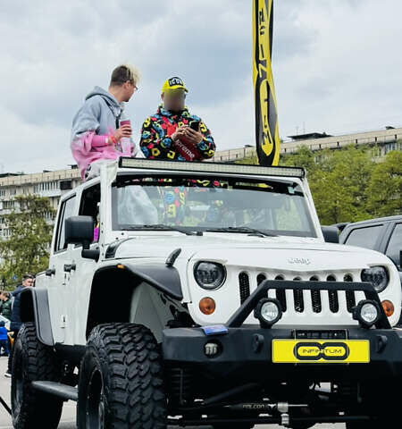 Белый Джип Вранглер, объемом двигателя 3.6 л и пробегом 132 тыс. км за 26500 $, фото 75 на Automoto.ua