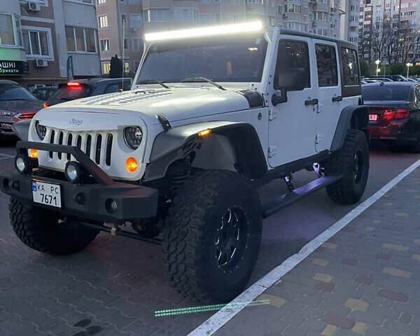 Белый Джип Вранглер, объемом двигателя 3.6 л и пробегом 132 тыс. км за 26500 $, фото 19 на Automoto.ua