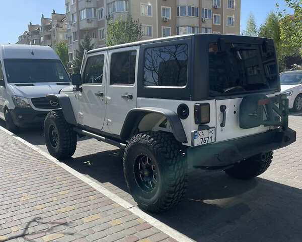 Белый Джип Вранглер, объемом двигателя 3.6 л и пробегом 132 тыс. км за 26500 $, фото 50 на Automoto.ua