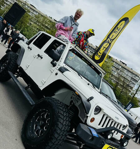 Белый Джип Вранглер, объемом двигателя 3.6 л и пробегом 132 тыс. км за 26500 $, фото 76 на Automoto.ua