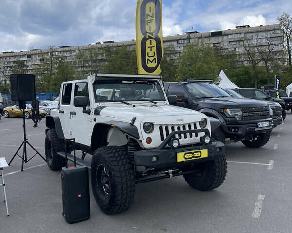 Белый Джип Вранглер, объемом двигателя 3.6 л и пробегом 132 тыс. км за 26500 $, фото 78 на Automoto.ua