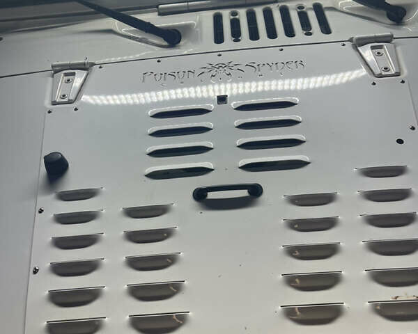 Белый Джип Вранглер, объемом двигателя 3.6 л и пробегом 132 тыс. км за 26500 $, фото 37 на Automoto.ua