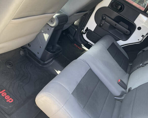 Белый Джип Вранглер, объемом двигателя 3.6 л и пробегом 132 тыс. км за 26500 $, фото 44 на Automoto.ua