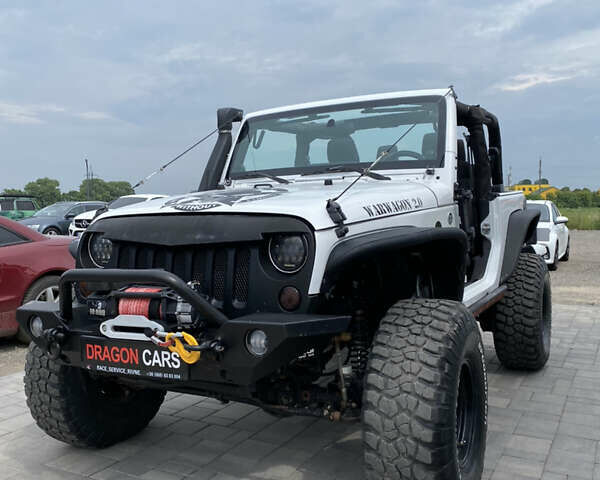 Білий Джип Wrangler, об'ємом двигуна 3.8 л та пробігом 147 тис. км за 22588 $, фото 5 на Automoto.ua