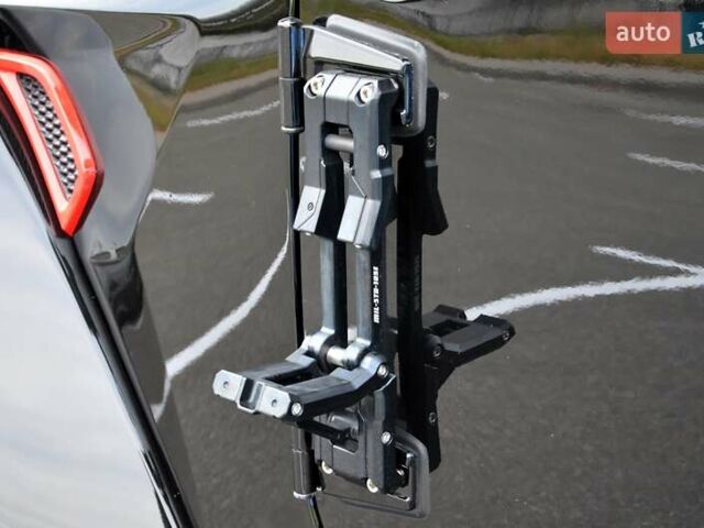 Белый Джип Вранглер, объемом двигателя 3.6 л и пробегом 67 тыс. км за 84500 $, фото 17 на Automoto.ua