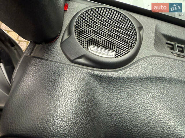 Білий Джип Wrangler, об'ємом двигуна 3.6 л та пробігом 47 тис. км за 19300 $, фото 17 на Automoto.ua