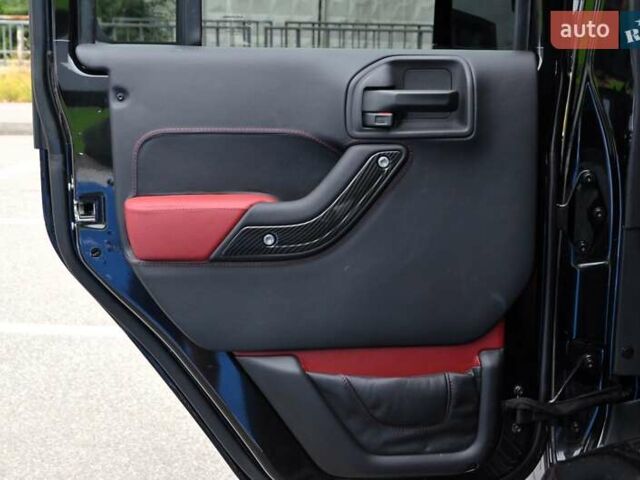 Белый Джип Вранглер, объемом двигателя 3.6 л и пробегом 67 тыс. км за 84500 $, фото 38 на Automoto.ua