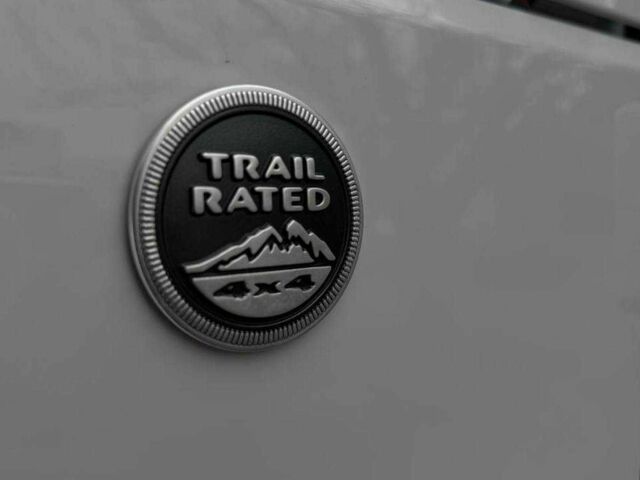 Белый Джип Вранглер, объемом двигателя 3.6 л и пробегом 44 тыс. км за 25916 $, фото 22 на Automoto.ua