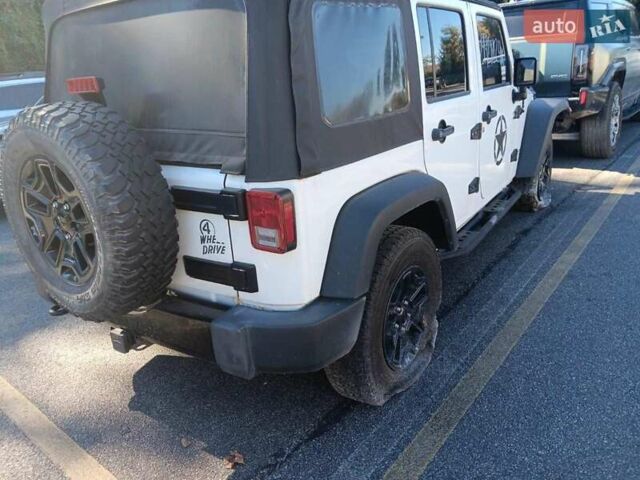 Белый Джип Вранглер, объемом двигателя 3.6 л и пробегом 82 тыс. км за 18500 $, фото 4 на Automoto.ua