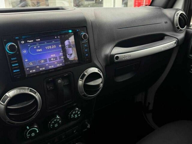 Белый Джип Вранглер, объемом двигателя 3.6 л и пробегом 44 тыс. км за 25916 $, фото 15 на Automoto.ua