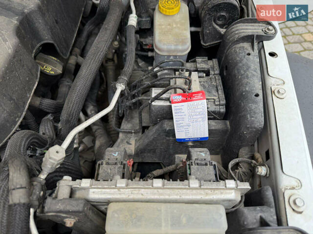 Білий Джип Wrangler, об'ємом двигуна 3.6 л та пробігом 47 тис. км за 19300 $, фото 14 на Automoto.ua