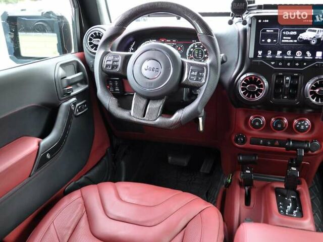 Белый Джип Вранглер, объемом двигателя 3.6 л и пробегом 67 тыс. км за 84500 $, фото 56 на Automoto.ua