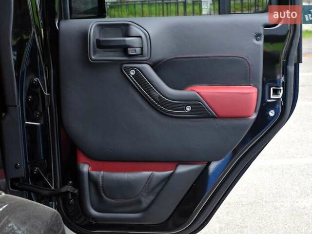 Белый Джип Вранглер, объемом двигателя 3.6 л и пробегом 67 тыс. км за 84500 $, фото 45 на Automoto.ua