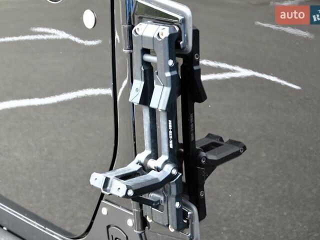 Белый Джип Вранглер, объемом двигателя 3.6 л и пробегом 67 тыс. км за 84500 $, фото 18 на Automoto.ua