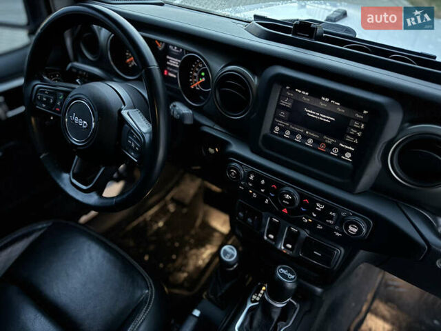 Белый Джип Вранглер, объемом двигателя 3.6 л и пробегом 82 тыс. км за 26000 $, фото 26 на Automoto.ua