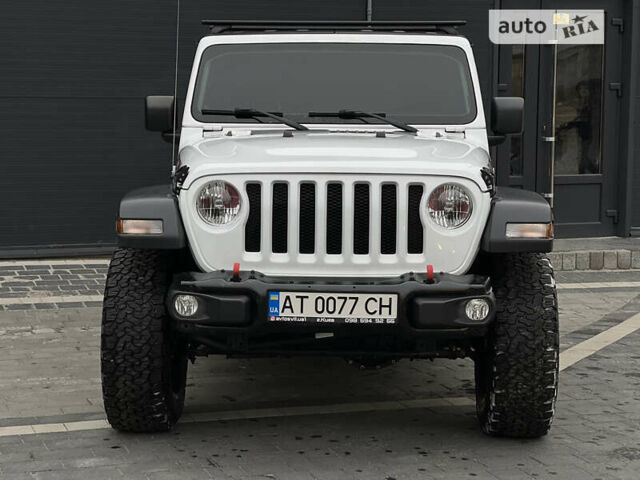 Білий Джип Wrangler, об'ємом двигуна 3.6 л та пробігом 65 тис. км за 33900 $, фото 10 на Automoto.ua