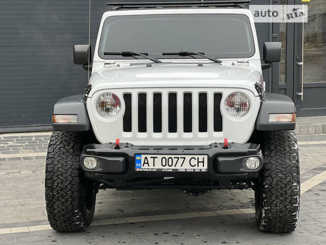 Білий Джип Wrangler, об'ємом двигуна 3.6 л та пробігом 65 тис. км за 33900 $, фото 9 на Automoto.ua