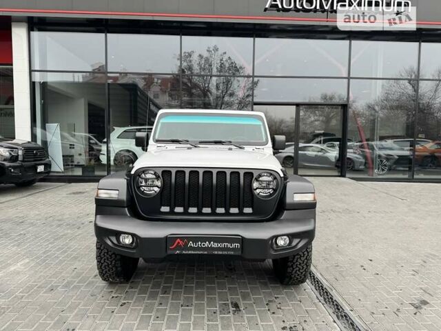 Білий Джип Wrangler, об'ємом двигуна 3.6 л та пробігом 30 тис. км за 36900 $, фото 1 на Automoto.ua