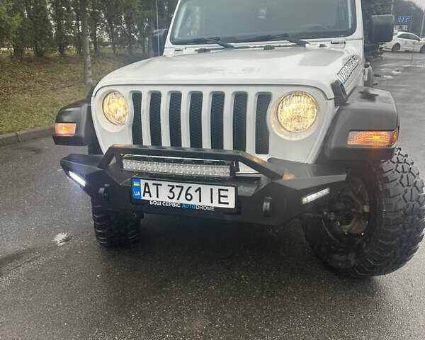Белый Джип Вранглер, объемом двигателя 3.6 л и пробегом 30 тыс. км за 30777 $, фото 2 на Automoto.ua