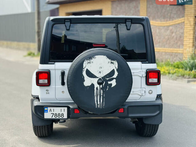Білий Джип Wrangler, об'ємом двигуна 2 л та пробігом 71 тис. км за 33000 $, фото 7 на Automoto.ua