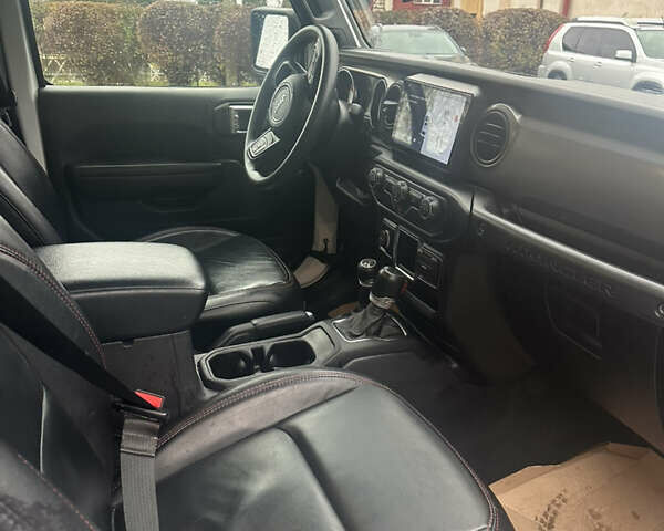 Белый Джип Вранглер, объемом двигателя 3.6 л и пробегом 30 тыс. км за 30777 $, фото 6 на Automoto.ua