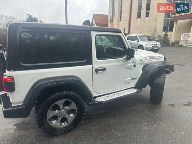 Белый Джип Вранглер, объемом двигателя 3.6 л и пробегом 30 тыс. км за 30777 $, фото 1 на Automoto.ua