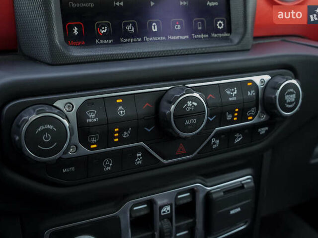 Білий Джип Wrangler, об'ємом двигуна 3.6 л та пробігом 24 тис. км за 45200 $, фото 29 на Automoto.ua