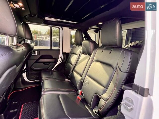 Джип Вранглер 2020 в Киеве на Automoto.ua Белый Джип Вранглер, объемом двигателя 3 л и пробегом 38 тыс. км за 59900 $, фото 44 на Automoto.ua