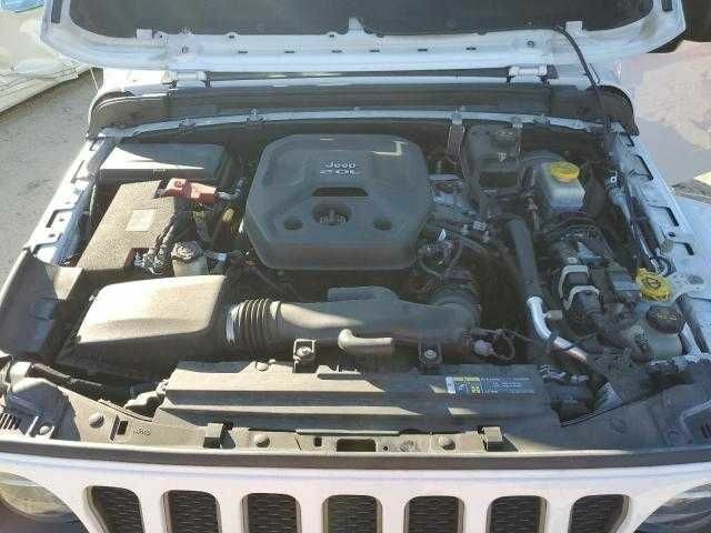 Белый Джип Вранглер, объемом двигателя 0 л и пробегом 73 тыс. км за 27000 $, фото 11 на Automoto.ua