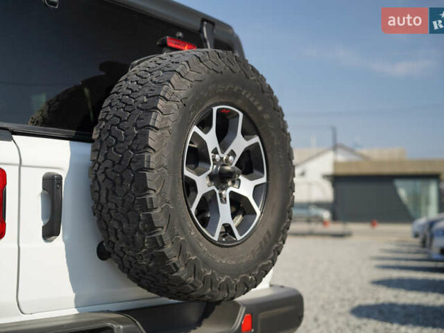 Білий Джип Wrangler, об'ємом двигуна 3.6 л та пробігом 24 тис. км за 45200 $, фото 6 на Automoto.ua