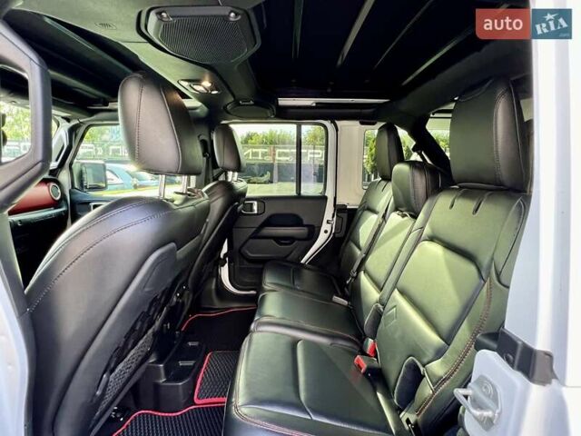 Джип Вранглер 2020 в Киеве на Automoto.ua Белый Джип Вранглер, объемом двигателя 3 л и пробегом 38 тыс. км за 59900 $, фото 43 на Automoto.ua