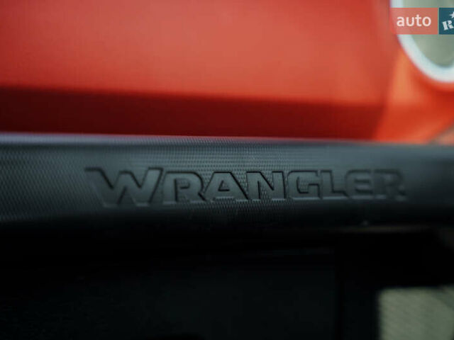 Білий Джип Wrangler, об'ємом двигуна 3.6 л та пробігом 24 тис. км за 45200 $, фото 32 на Automoto.ua