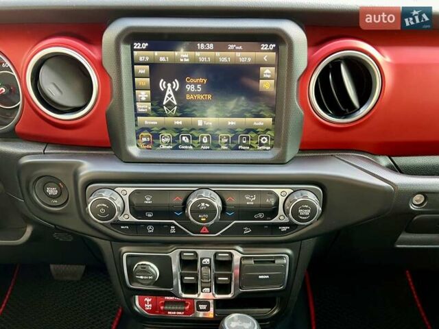 Джип Вранглер 2020 в Киеве на Automoto.ua Белый Джип Вранглер, объемом двигателя 3 л и пробегом 38 тыс. км за 59900 $, фото 81 на Automoto.ua