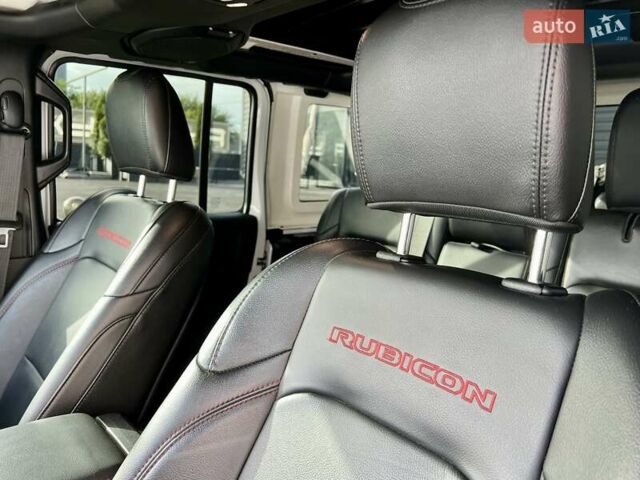 Джип Вранглер 2020 в Киеве на Automoto.ua Белый Джип Вранглер, объемом двигателя 3 л и пробегом 38 тыс. км за 59900 $, фото 35 на Automoto.ua
