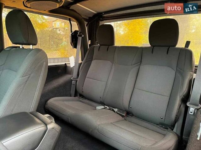 Білий Джип Wrangler, об'ємом двигуна 3.6 л та пробігом 12 тис. км за 34440 $, фото 20 на Automoto.ua