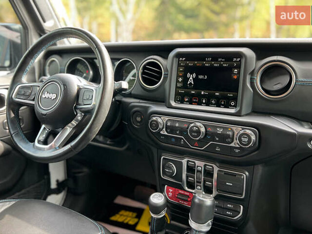 Белый Джип Вранглер, объемом двигателя 2 л и пробегом 32 тыс. км за 47700 $, фото 12 на Automoto.ua