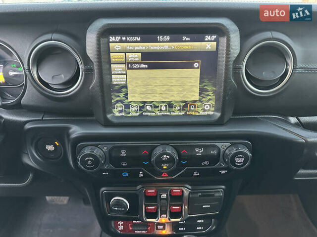 Белый Джип Вранглер, объемом двигателя 2 л и пробегом 75 тыс. км за 43500 $, фото 23 на Automoto.ua