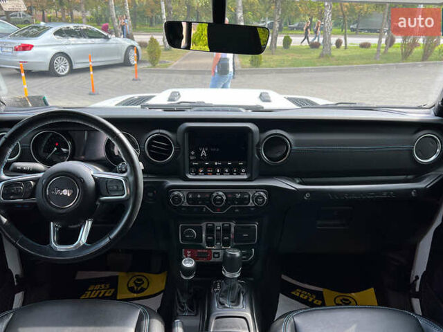 Белый Джип Вранглер, объемом двигателя 2 л и пробегом 32 тыс. км за 47700 $, фото 11 на Automoto.ua