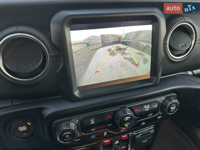 Белый Джип Вранглер, объемом двигателя 2 л и пробегом 75 тыс. км за 43500 $, фото 38 на Automoto.ua