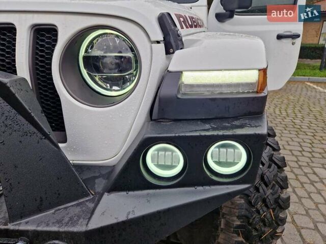 Белый Джип Вранглер, объемом двигателя 3.6 л и пробегом 65 тыс. км за 49950 $, фото 59 на Automoto.ua