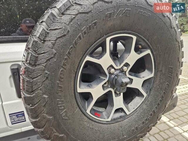Белый Джип Вранглер, объемом двигателя 3.6 л и пробегом 65 тыс. км за 49950 $, фото 29 на Automoto.ua