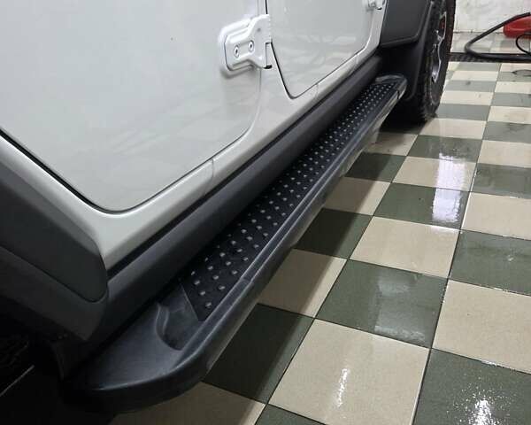 Білий Джип Wrangler, об'ємом двигуна 2 л та пробігом 24 тис. км за 58500 $, фото 20 на Automoto.ua