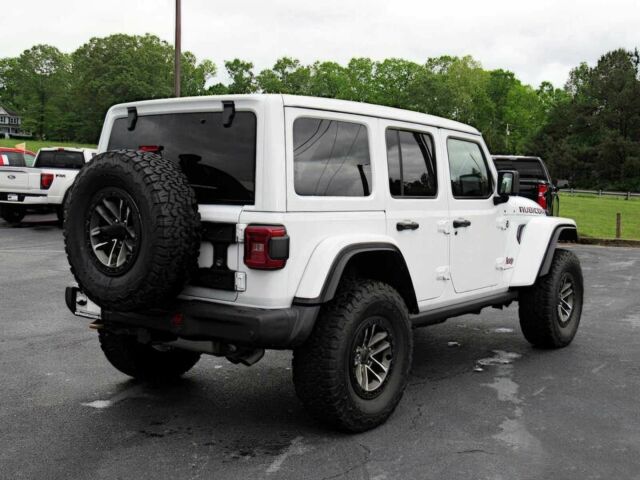 Джип Вранглер 2024 в Киеве на Automoto.ua Белый Джип Вранглер, объемом двигателя 6.4 л и пробегом 11 тыс. км за 18500 $, фото 7 на Automoto.ua