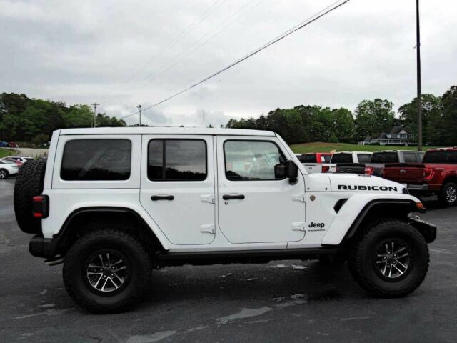 Джип Вранглер 2024 в Киеве на Automoto.ua Белый Джип Вранглер, объемом двигателя 6.4 л и пробегом 11 тыс. км за 18500 $, фото 3 на Automoto.ua