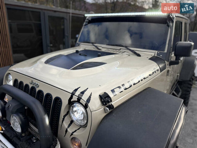 Бежевый Джип Вранглер, объемом двигателя 3.6 л и пробегом 4 тыс. км за 67500 $, фото 16 на Automoto.ua